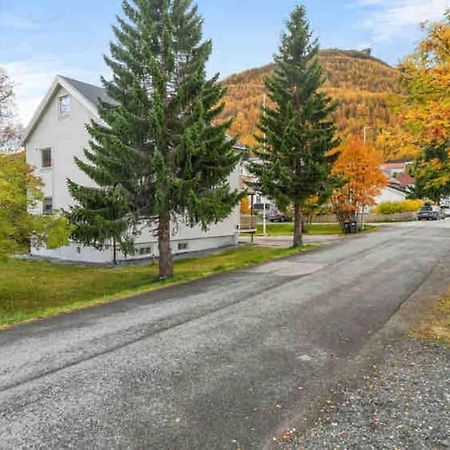 Fin Leilighet I Tromsdalen. Appartement Tromsø Buitenkant foto