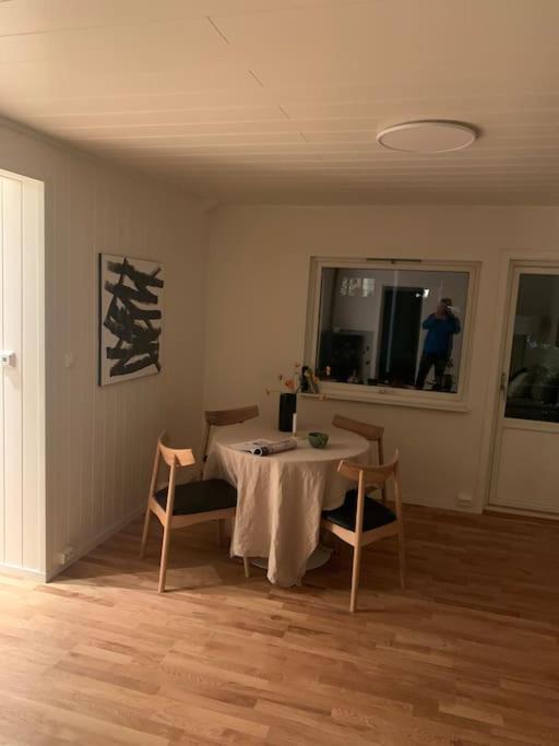 Fin Leilighet I Tromsdalen. Appartement Tromsø Buitenkant foto